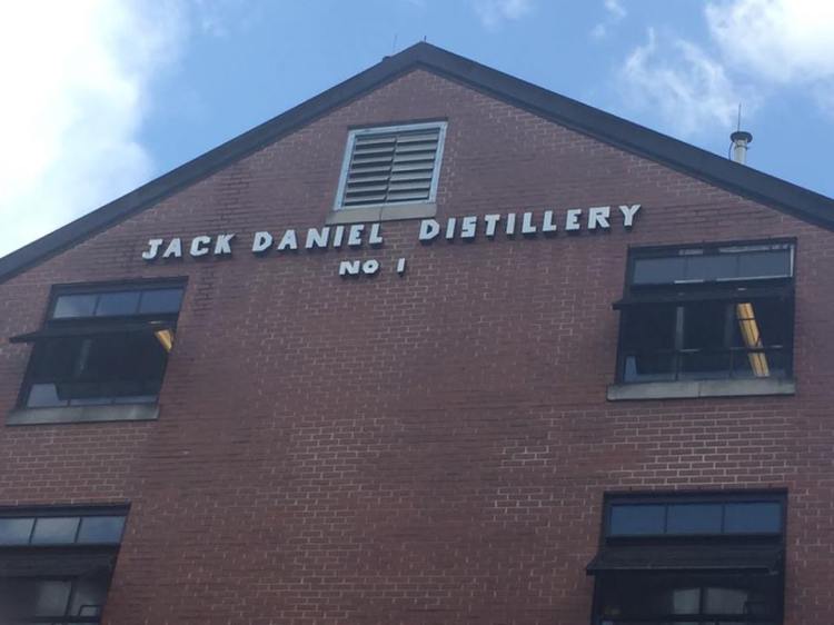 37743349_427647307720804_8256060451637428224_n