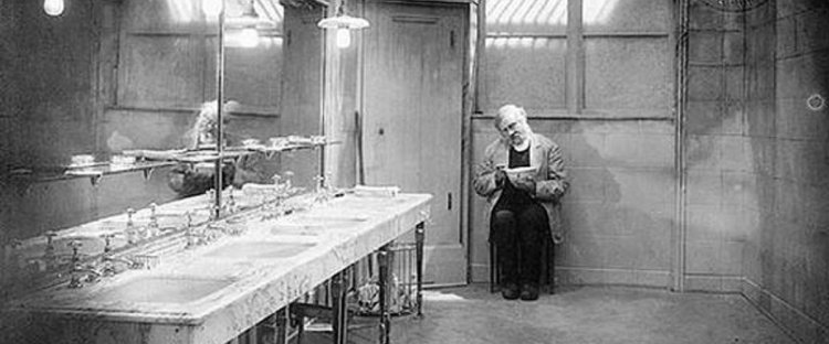 hero_EB20000305REVIEWS083050301AR